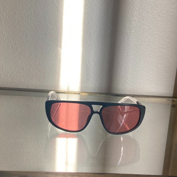 Diesel Sunglases - Picture 1 of 2